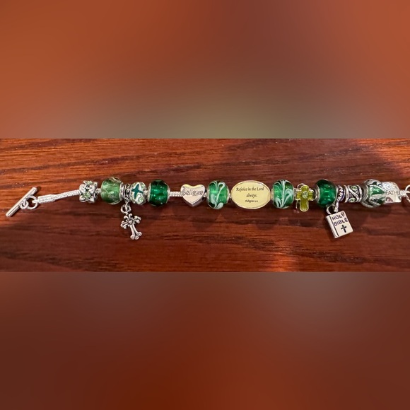 Willabe & Ward Christian charm bracelets - Picture 7 of 7